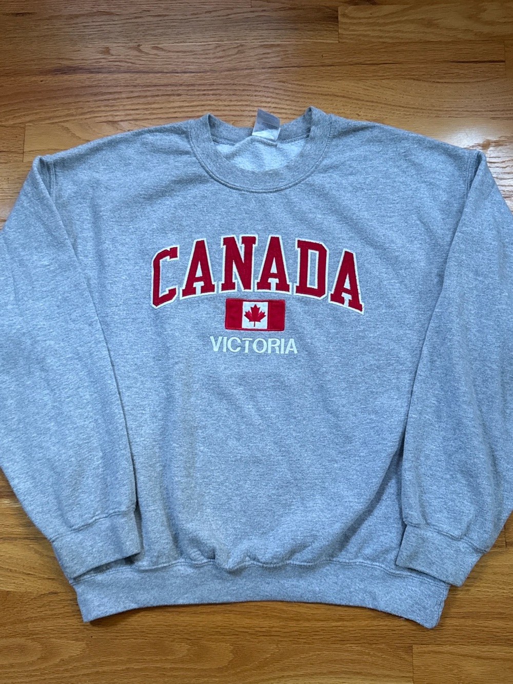 Canada Victoria Grey Crewneck Sweatshirt